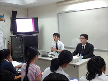 名古屋大学日本法教育センターでの講義の写真