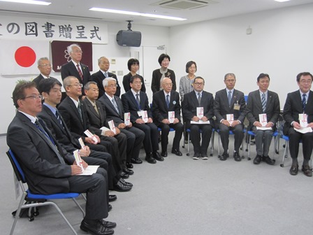 �u����i