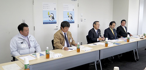 協力雇用主・広島県就労支援事業者機構・県協力雇用主会連絡協議会の方々の様子