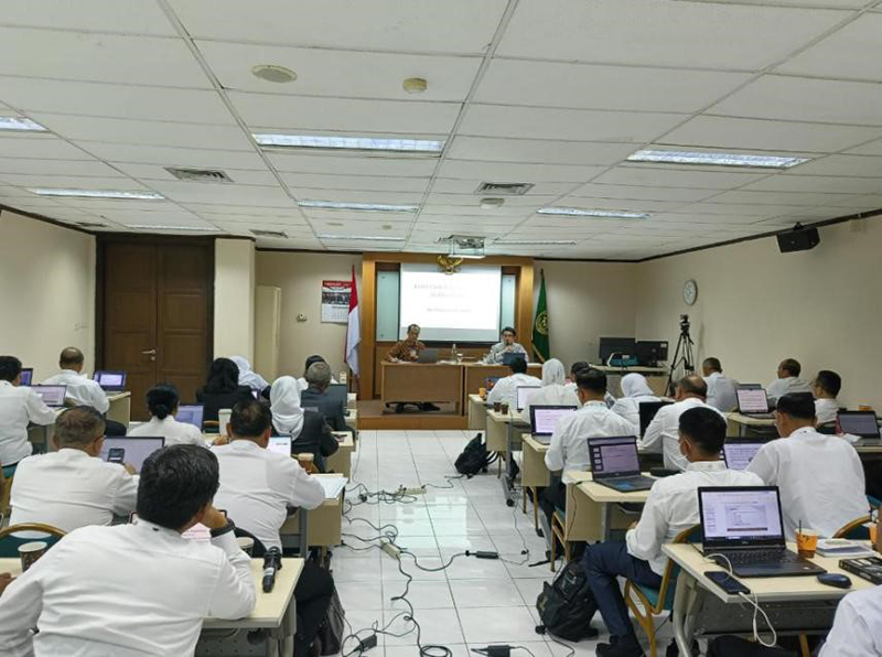 司法研修所での商事裁判官資格付与研修における知的財産法に関する講義の様子