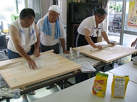 そば打ち体験（鳥取県更生保護給産会）