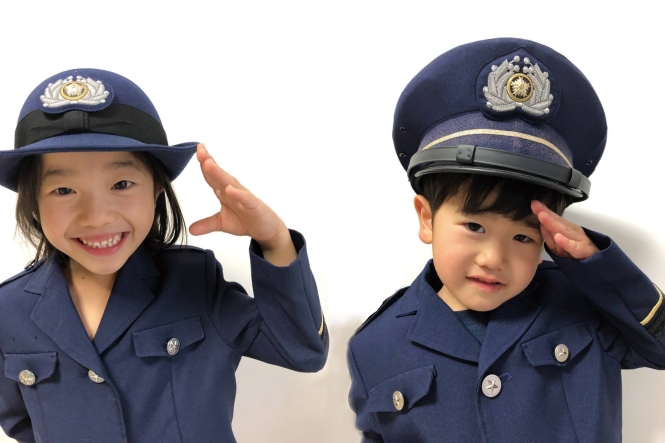 刑務官・法務教官の制服を見てみよう!の中見出し画像${j}