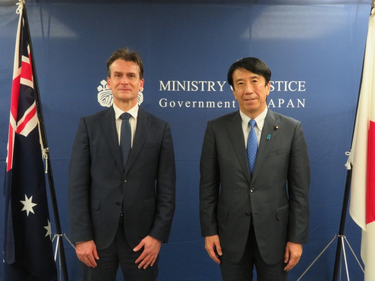 齋藤健法務大臣が、次期駐日オーストラリア大使による表敬訪問を受けました。