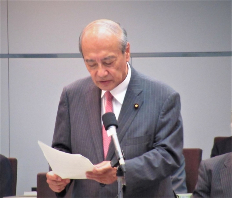 小泉龍司法務大臣が、「法制審議会第１９８回会議」に出席しました。