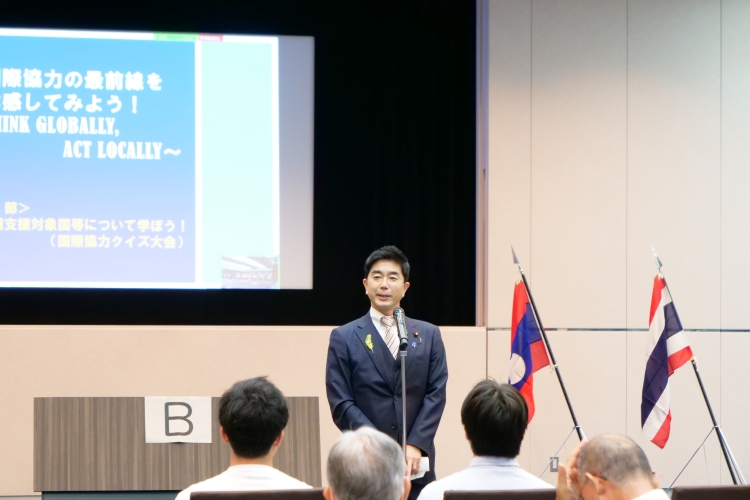 牧原秀樹法務大臣が「法の日フェスタｉｎ赤れんが」に参加しました。