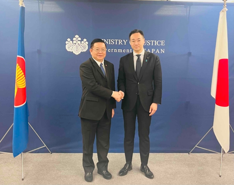 December 25, 2024 Courtesy Visit to the Minister of Justice by the Secretary-General of ASEAN
