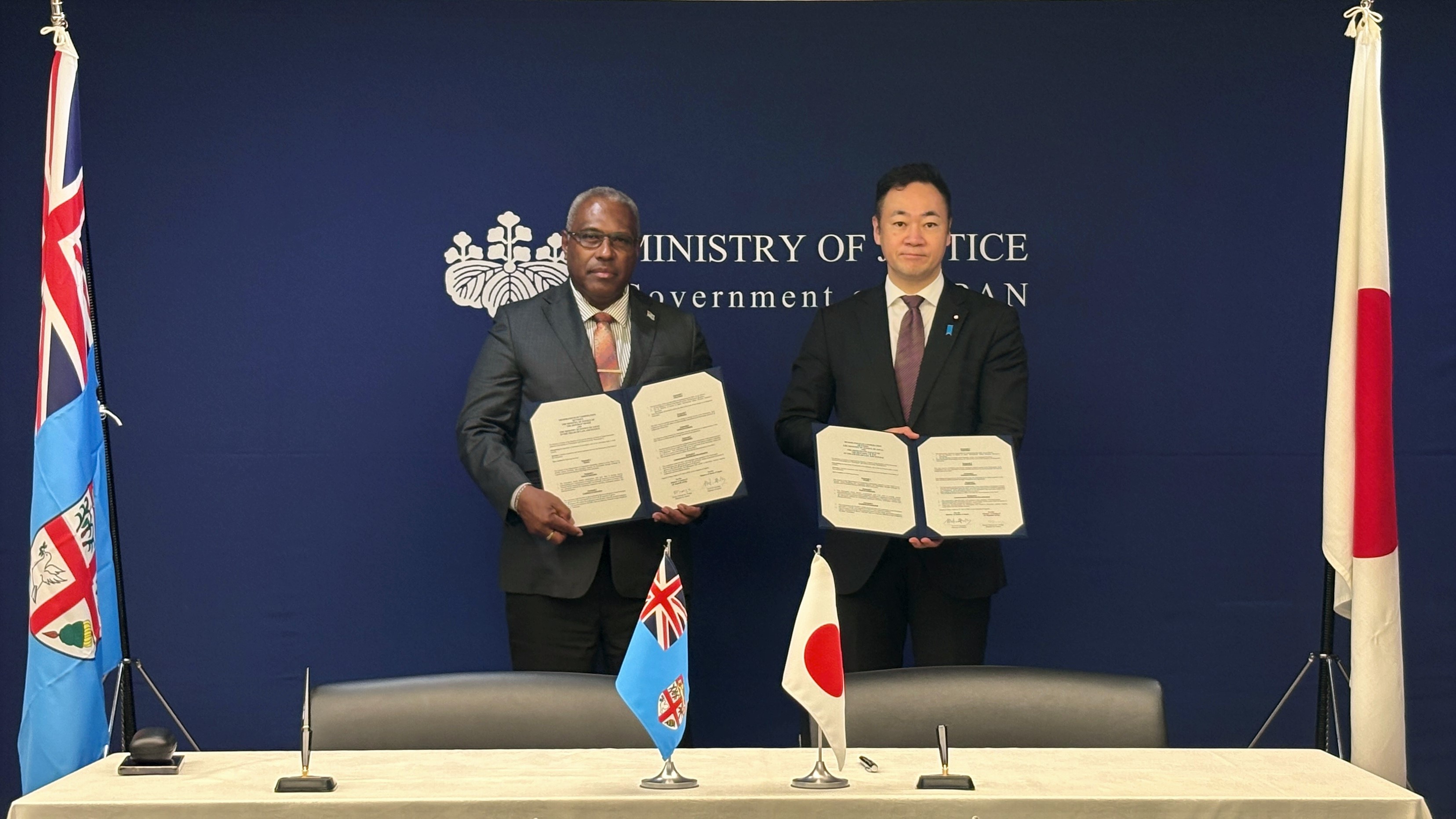日本国法務省とフィジー共和国法務省との間で協力覚書が署名されました。